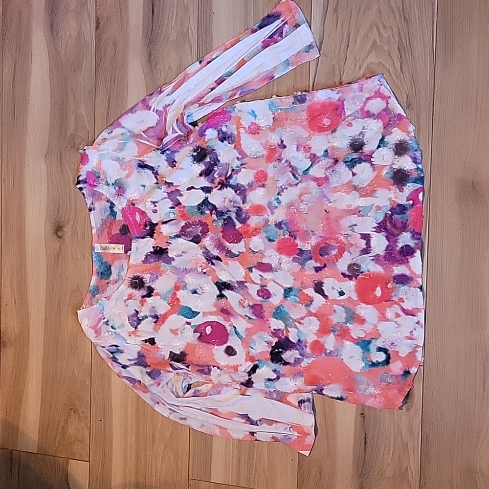 Cubism size M Women's Colorful Shirt!